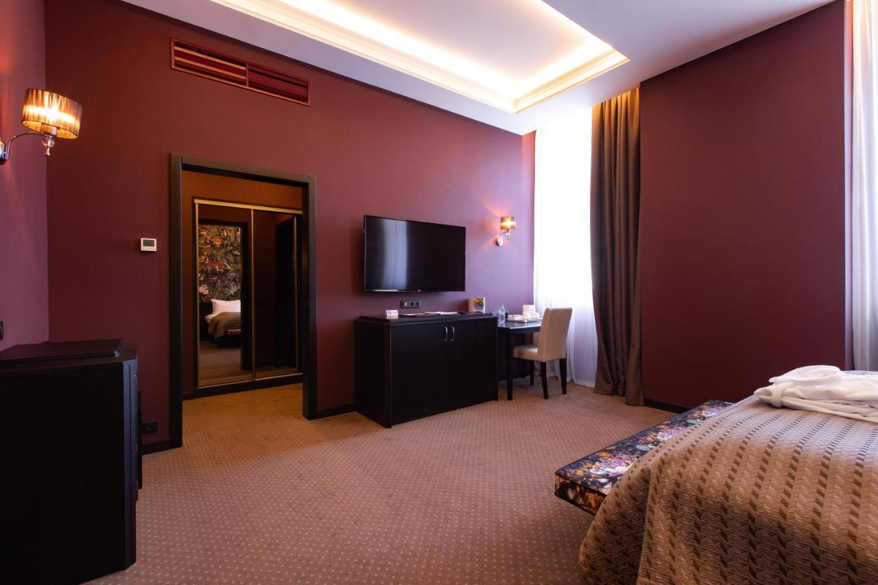 فندق تسونامي سبا 5*